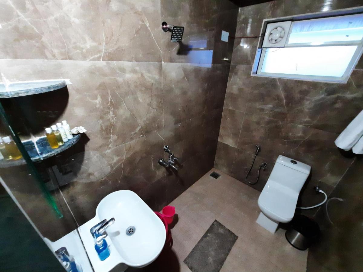 Hotel Golden Heights Gokarna Dış mekan fotoğraf